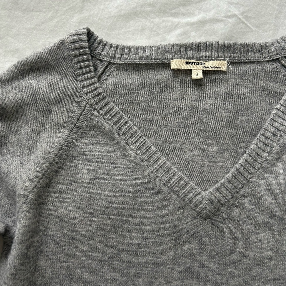 Cashmere V-Neck Sweater